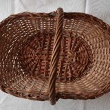 4 vintage wicker baskets