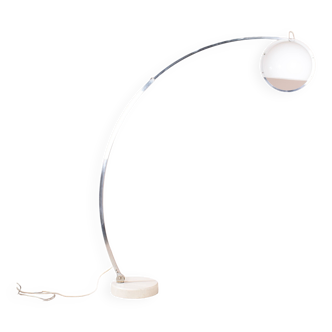 Lampadaire arc Guzzini, pied en travertin