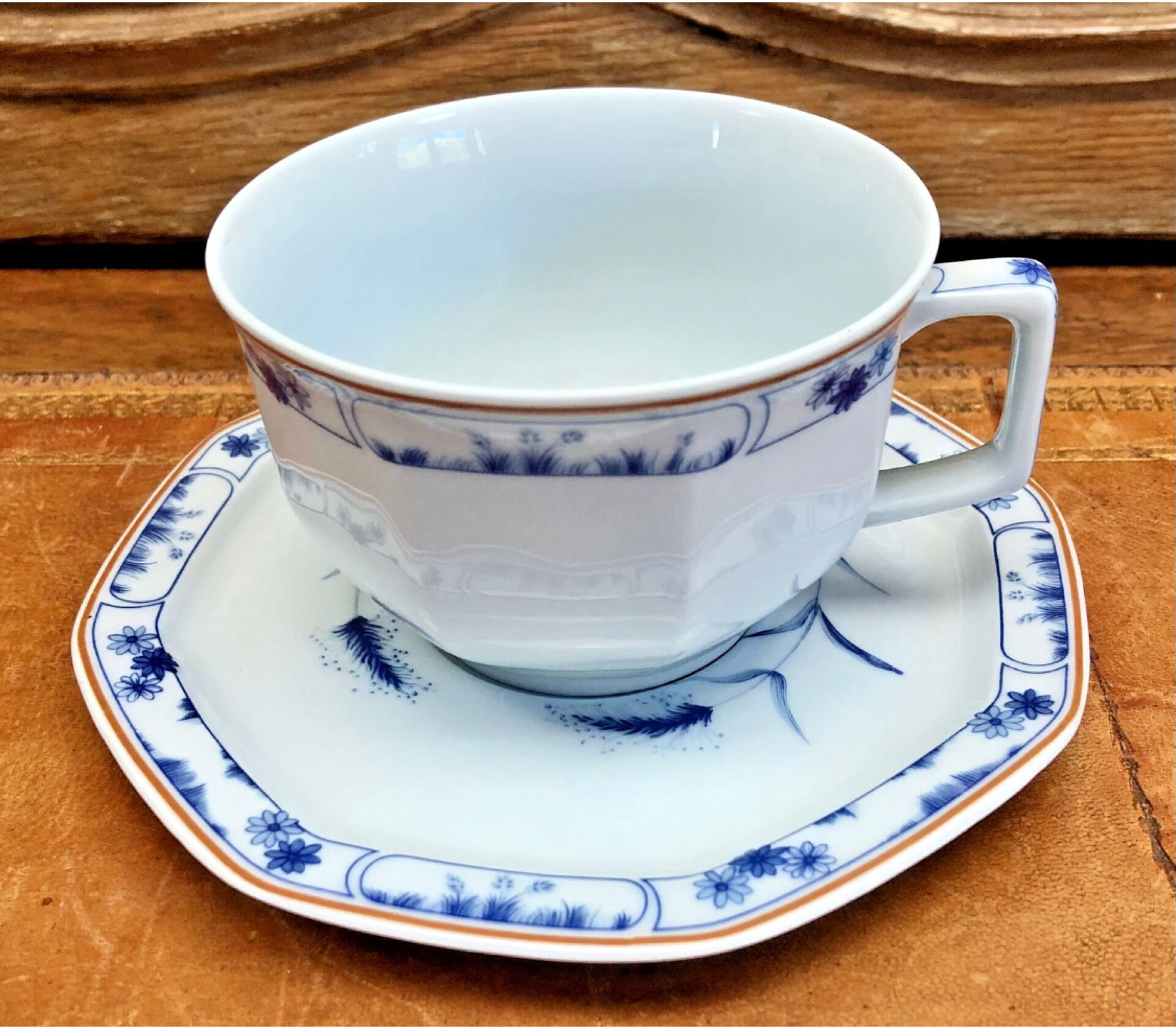 6 octagonal tea cups and saucers porcelain Haviland Limoges