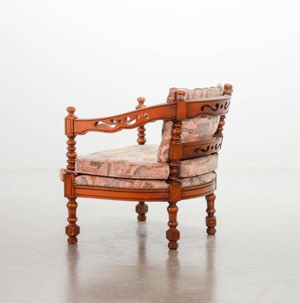 Fauteuils de salon en bois, collection Giorgetti Gallery, revêtement Gobelin, années 70