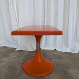 Table vintage orange par Finžgar & Zorman pour Meblo Yougoslavie