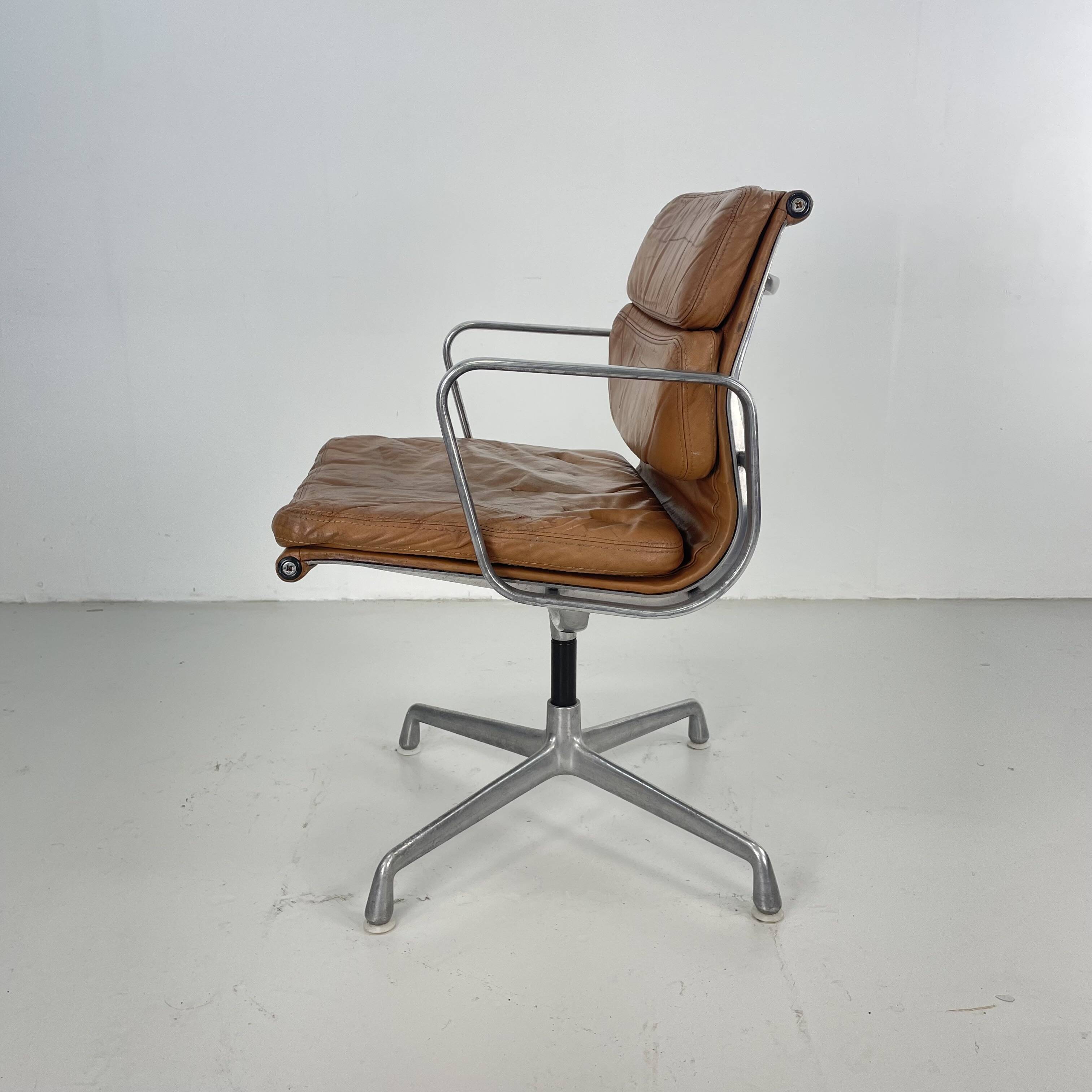 Eames Herman Miller tan / camel leather Soft Pad Group chair