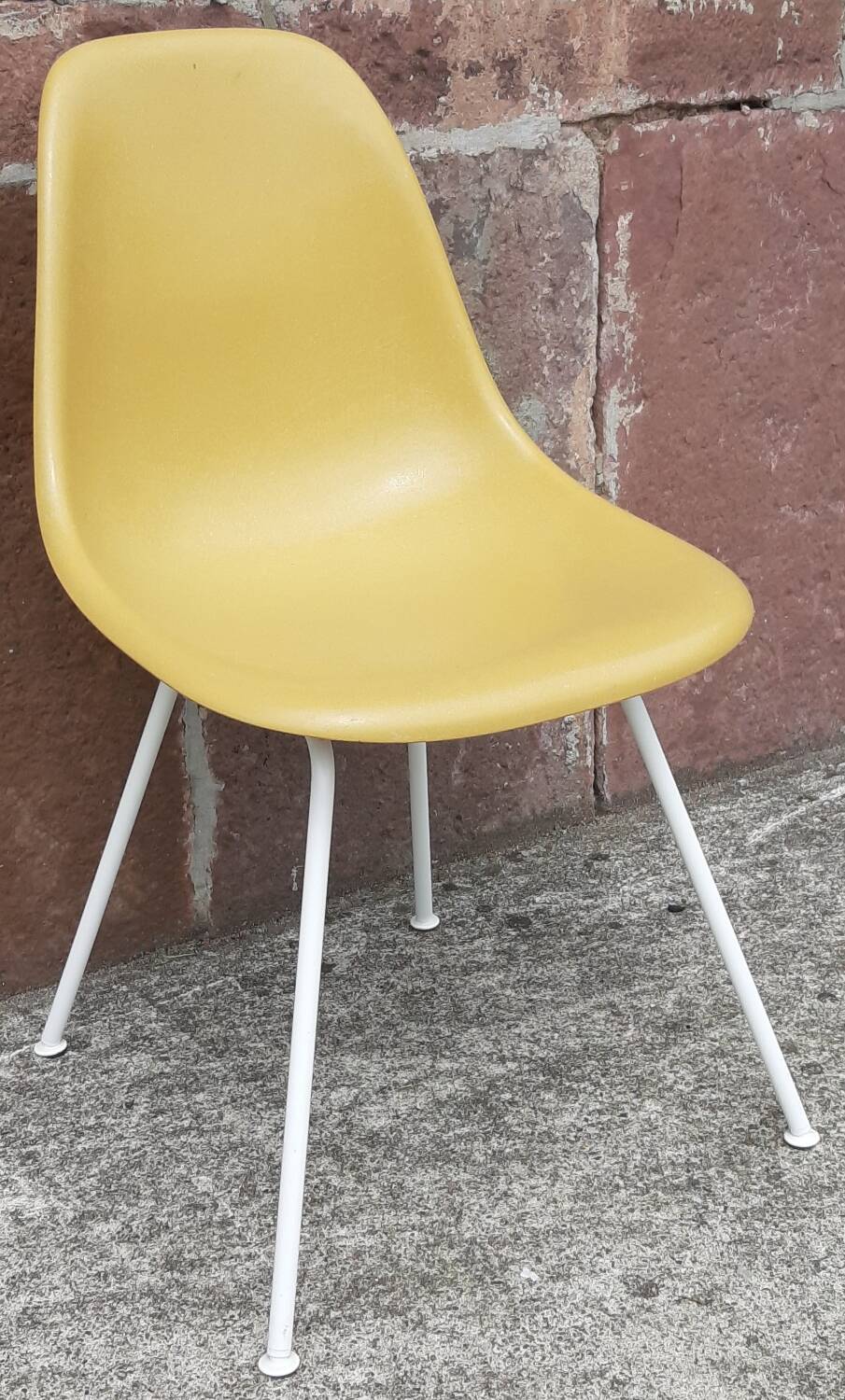 Eames Fiberglass DSX chair for Vitra.