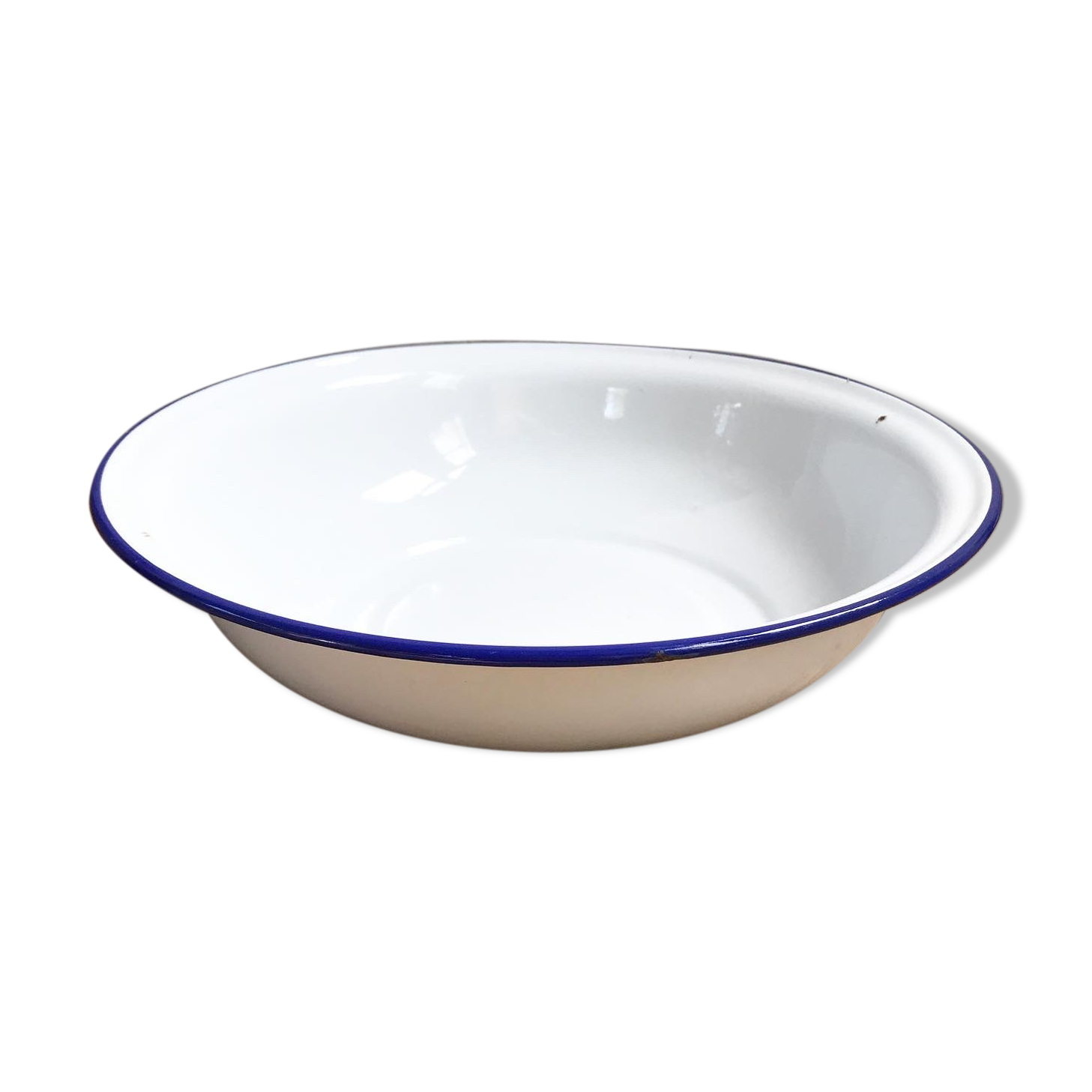 Enamelled sheet metal basin