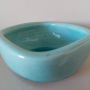 Turquoise cracked ceramic empty pocket signed Keramos, Sèvres circa 1950