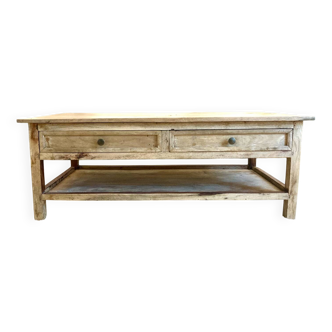 Table basse en bois massif