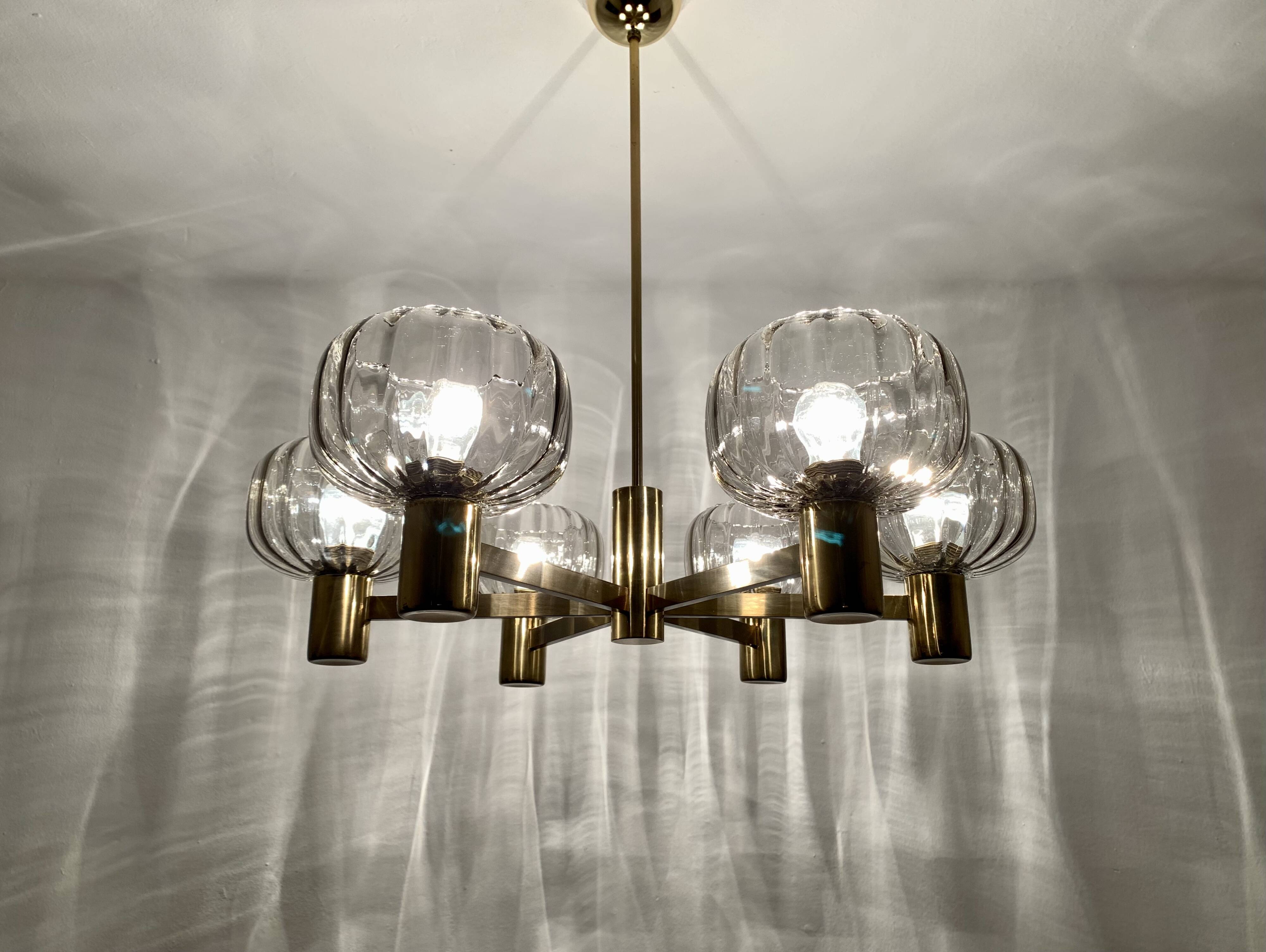 Lustre en verre fumé