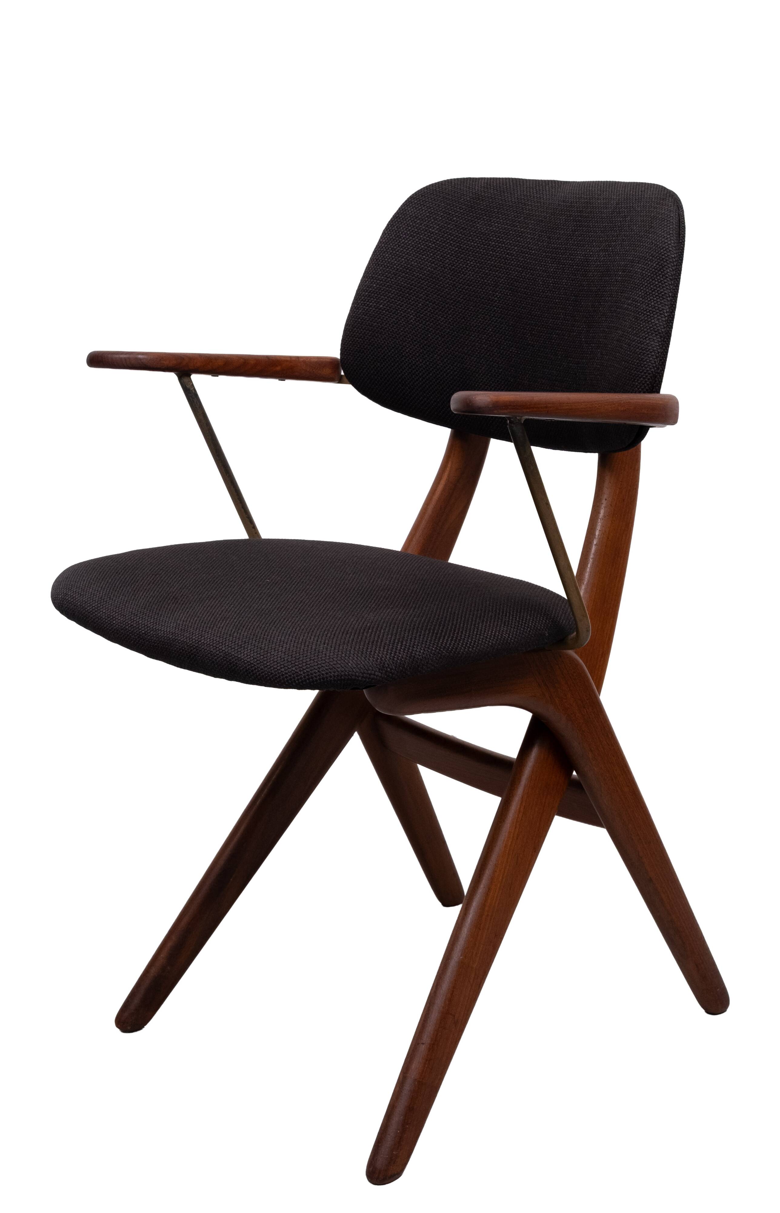 Louis van Teeffelen scissors dinner chairs , wébé, Dutch design