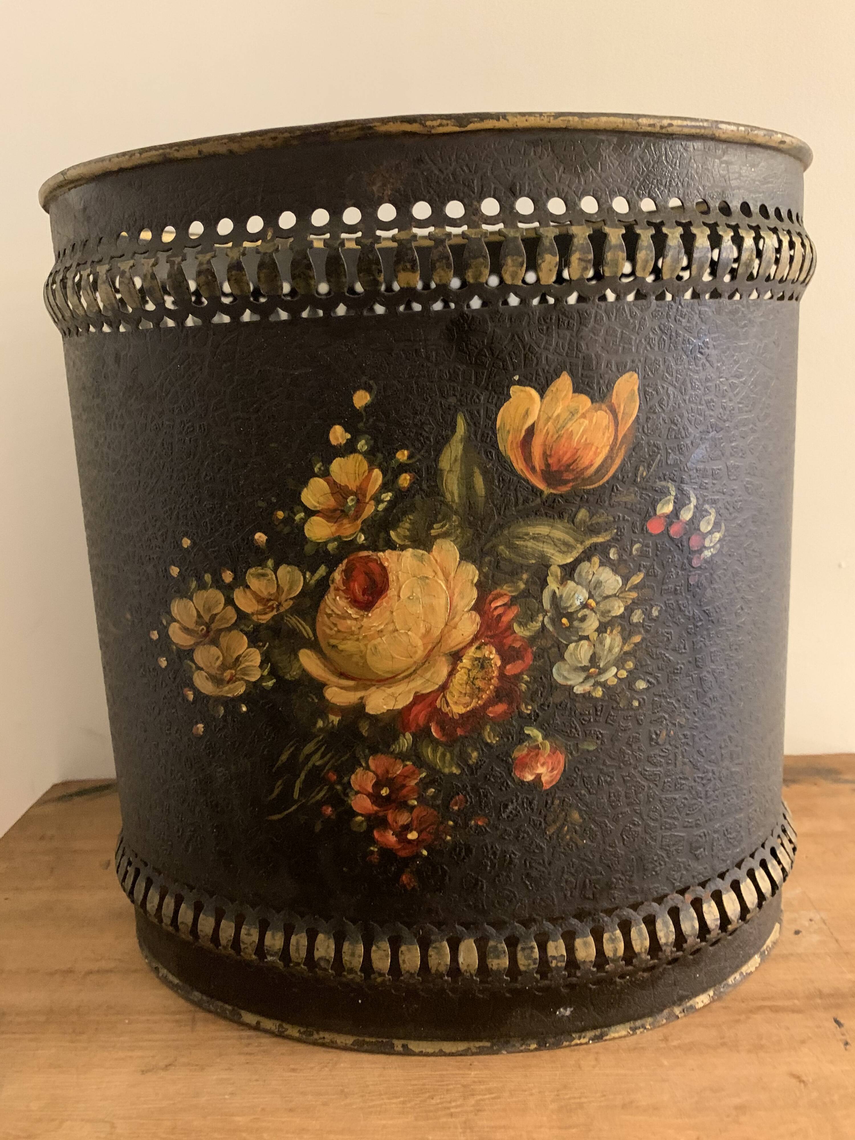 Napoleon III paper basket in leather imitation painted sheet metal