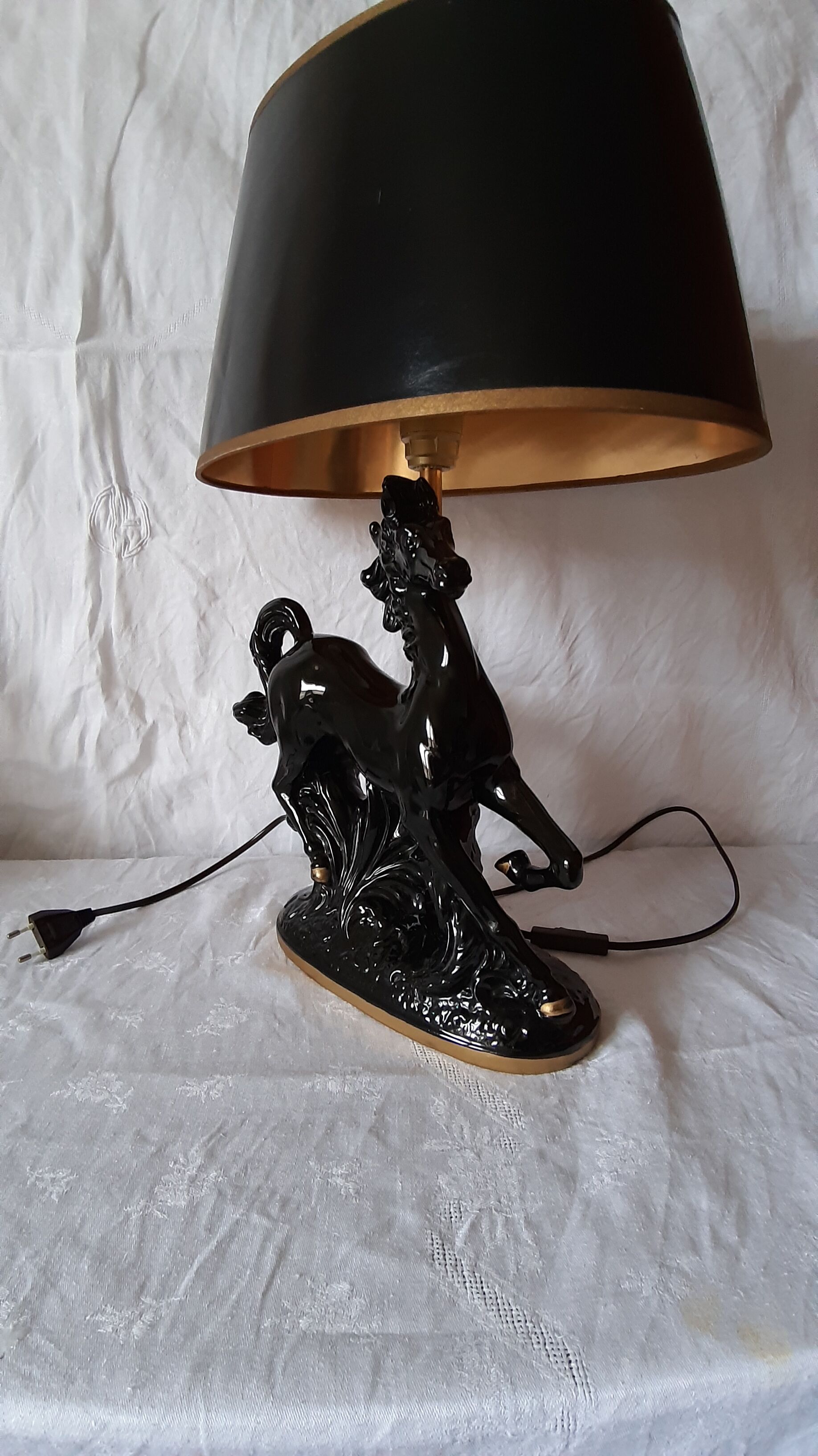 Horse lamp