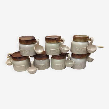 Series of 7 stoneware pots