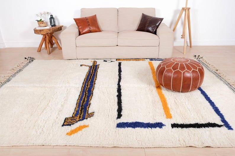 Handwoven natural wool rug with colourful patterns, size 1.4/2.6 m.