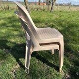 Paire de chaises Stamp Henry Massonnet vintage