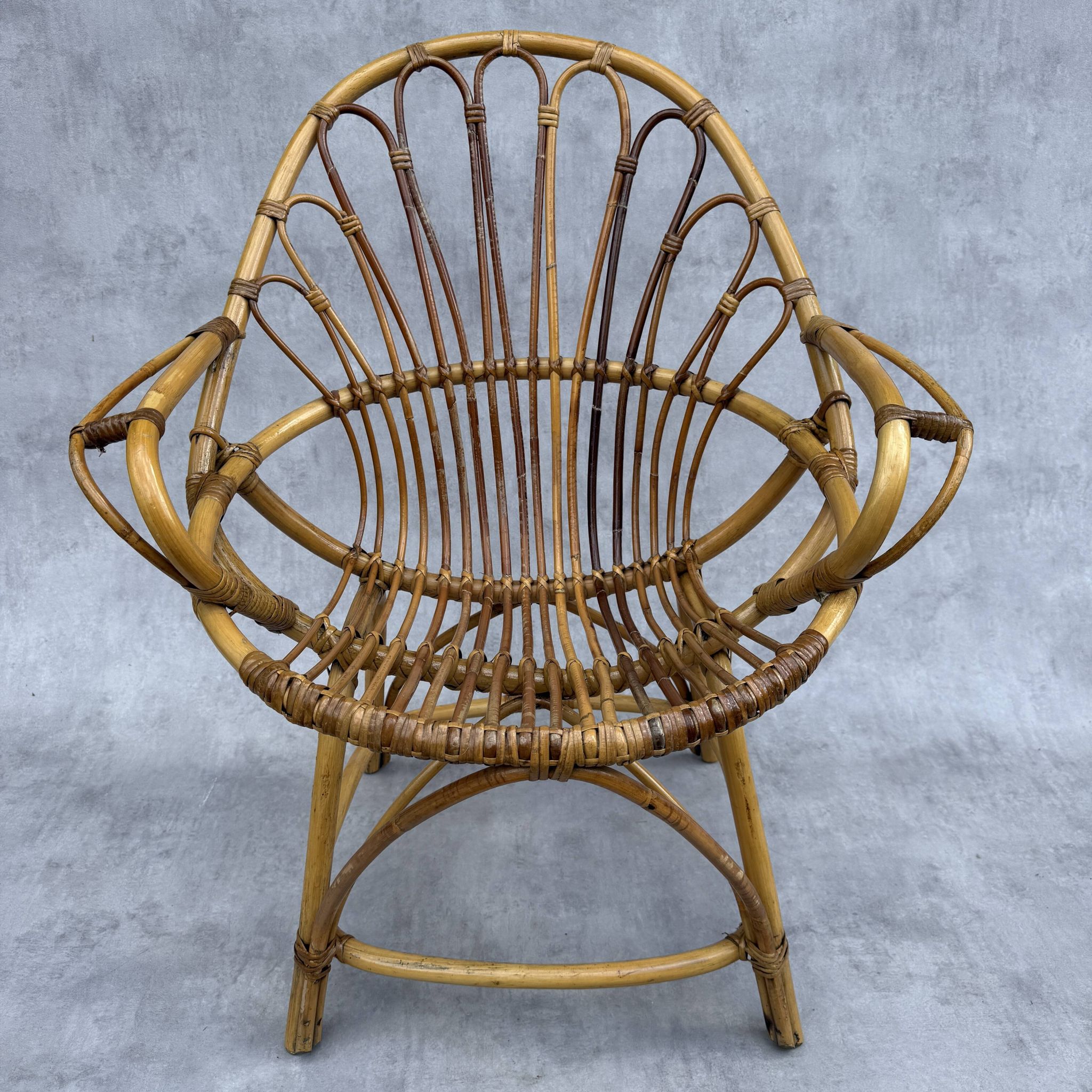 Fauteuil en rotin des années 60 France