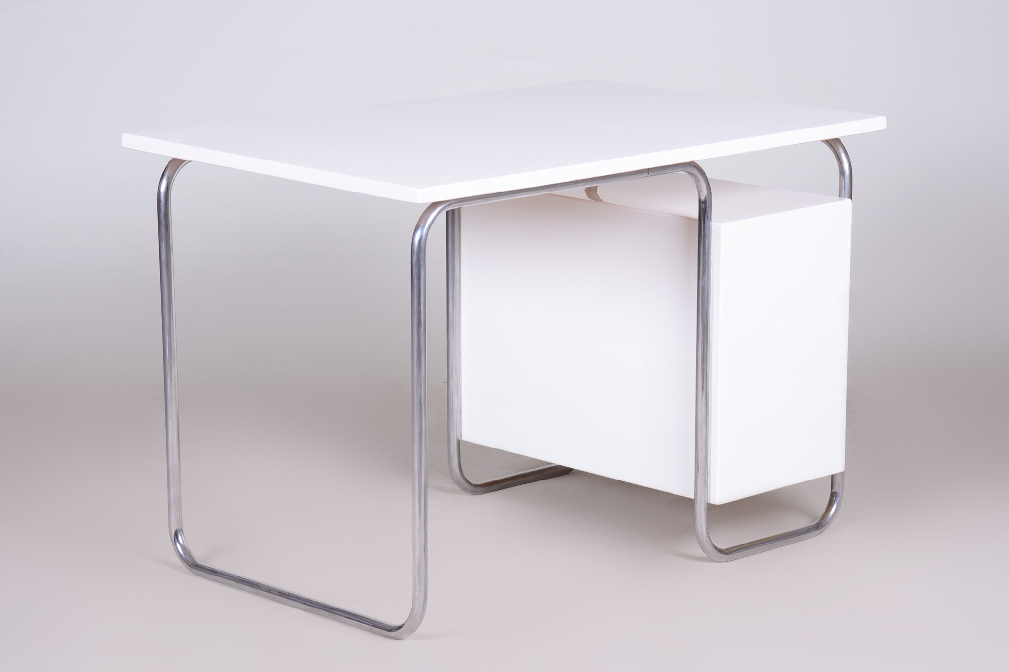 White Bauhaus desk made in 1930s Czechia by Robert Slezak