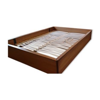 Bed with 'apsara' base, 1981 collection, Ligne Roset