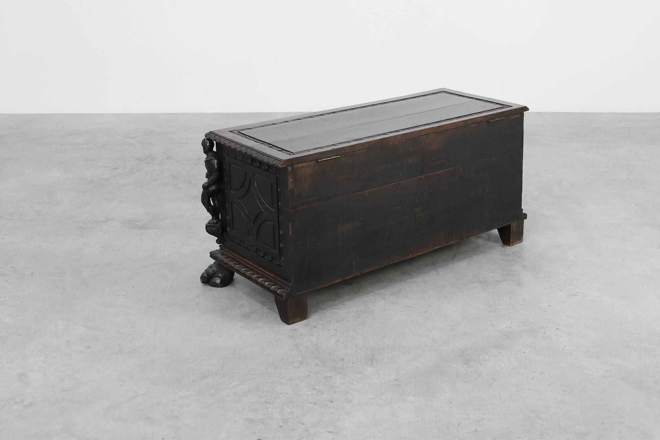 French Neo‑Renaissance Oak Blanket Chest, 19th Century