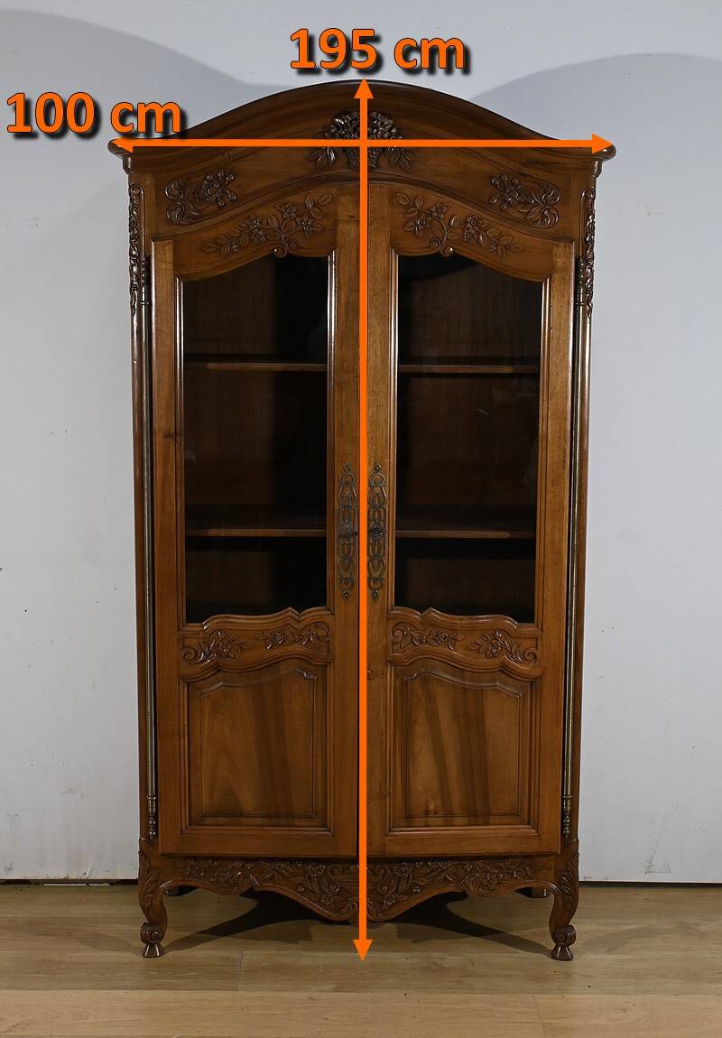 Walnut Display Cabinet, Louis XV Style – Late 19th Century