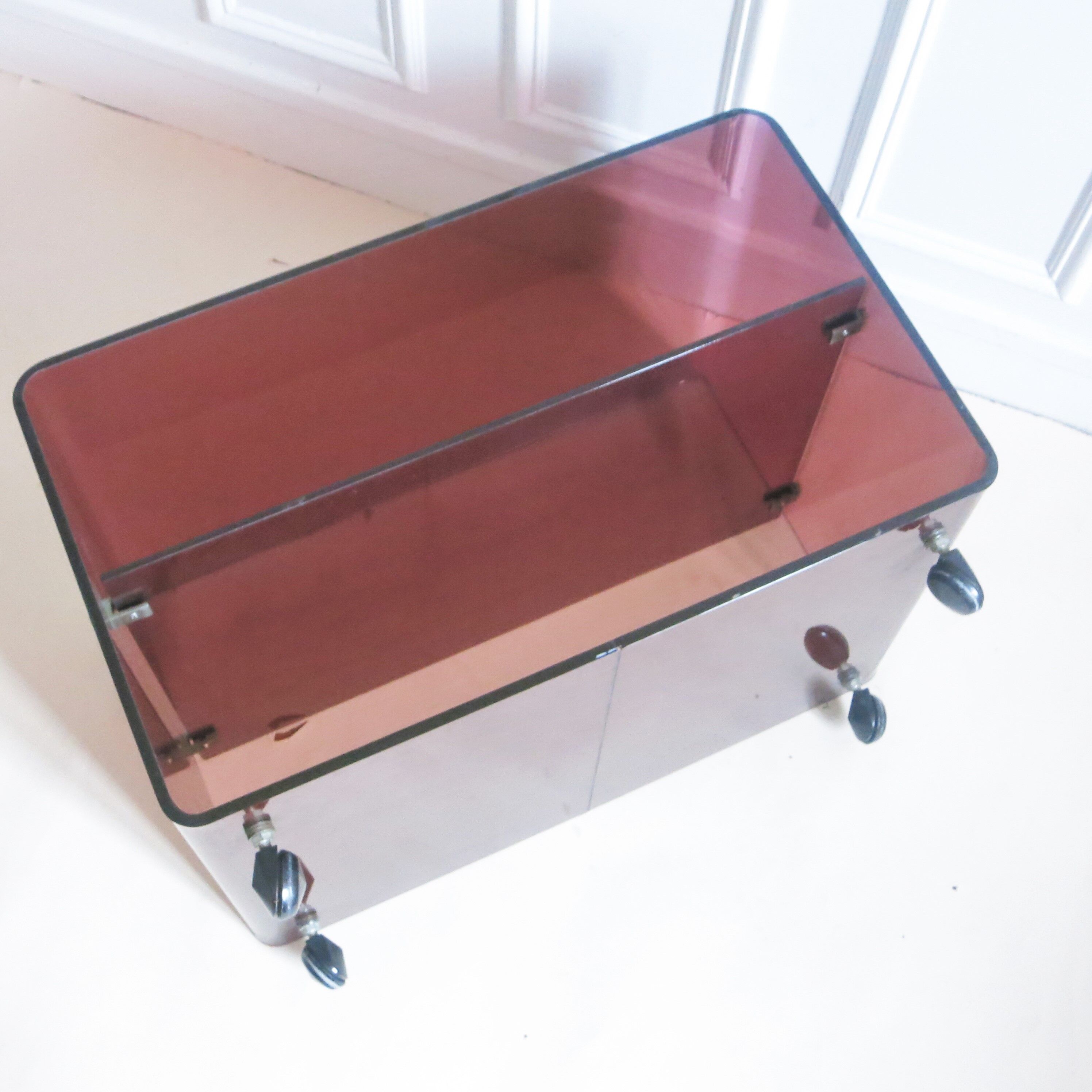 Table Michel Dumas 1970