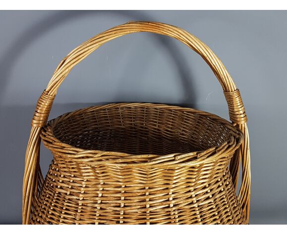 Large basket or basket in vintage rattan 60/70s. Very nice clean state. |  Selency