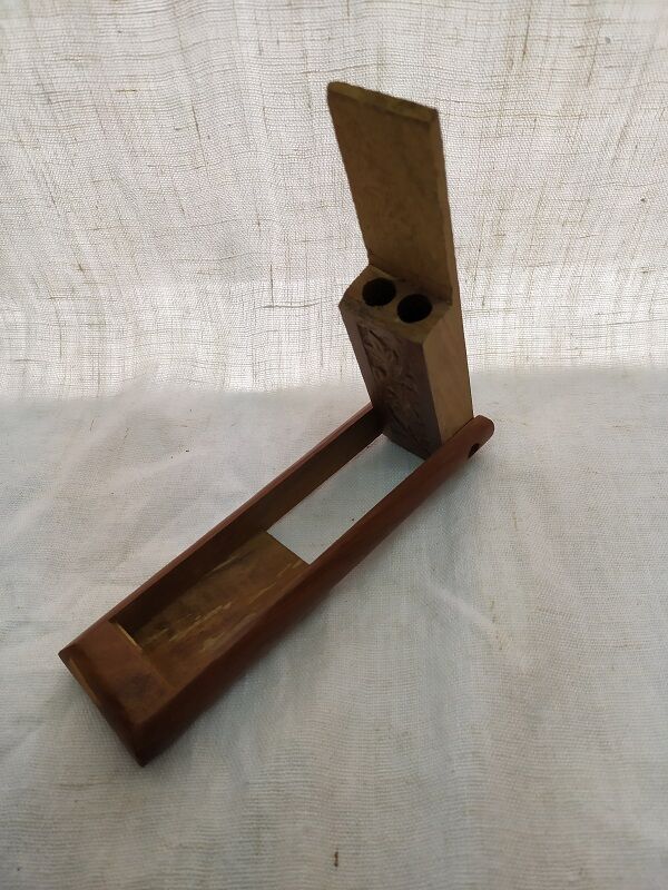 Carved wooden pencil box Deco office Brocanteespritdantan