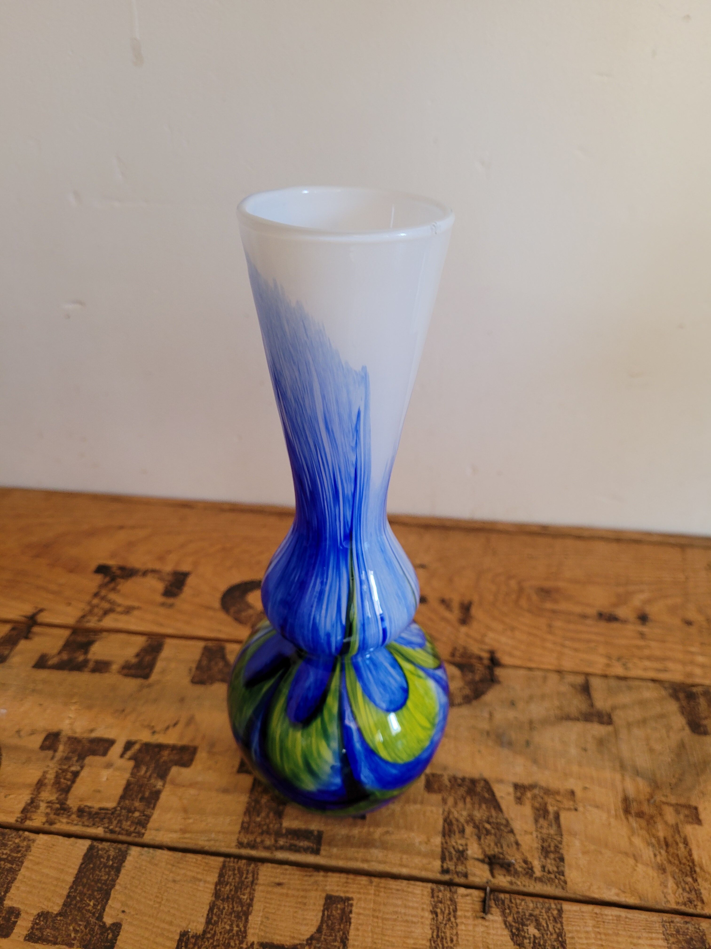 Carlo Moretti opaline vase