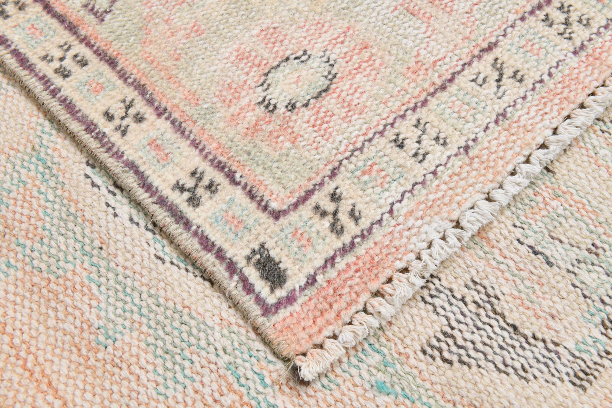 5x10 Long Wide Pale Red Oriental Pattern Persian Rug, 171x300Cm