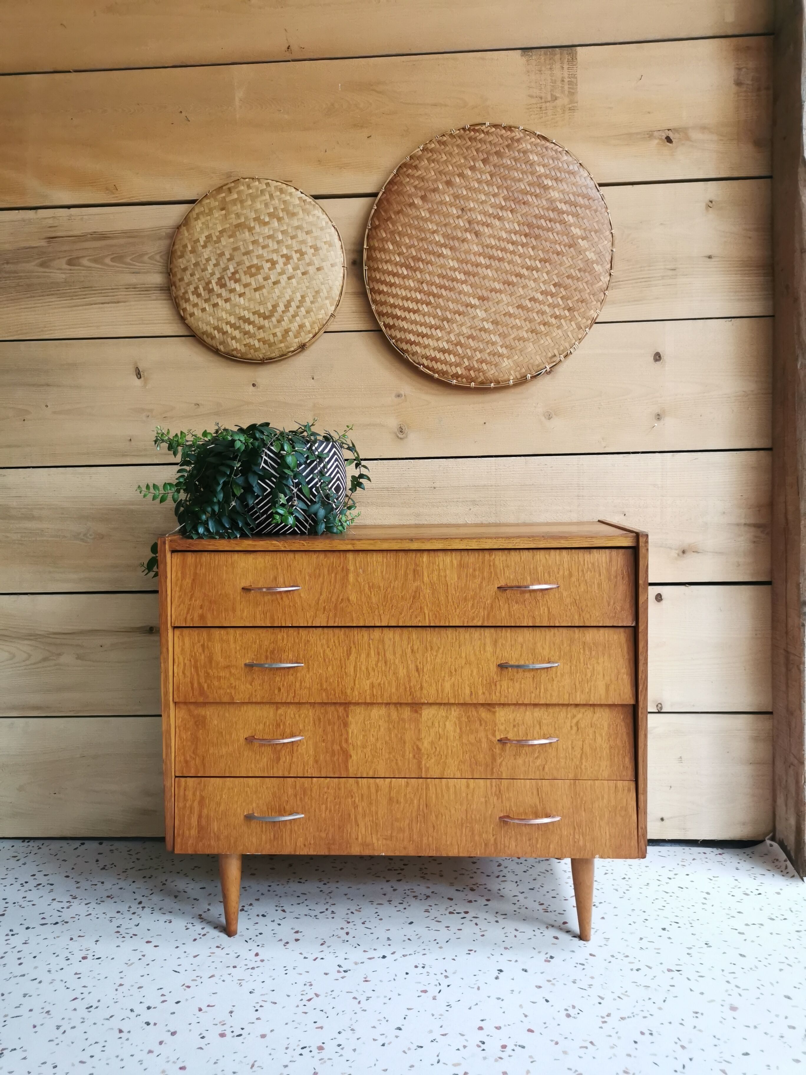 Comable compass feet