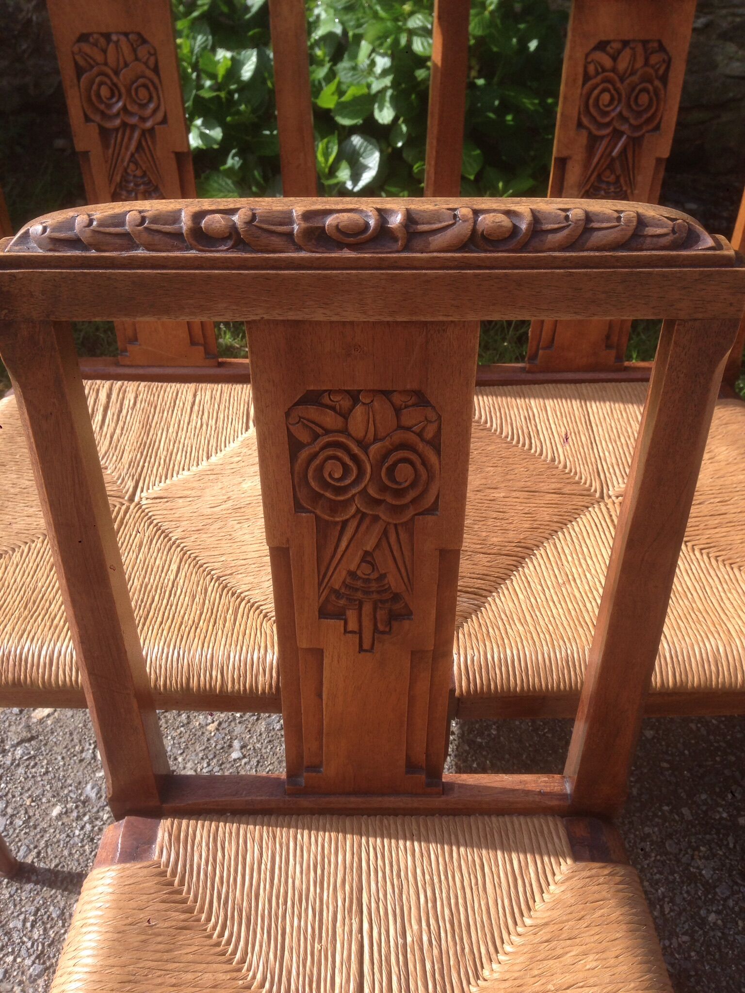 Series of 6 rococo chairs, mulched in solid walnut period 1930.