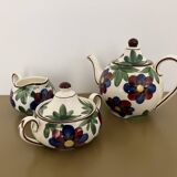 Théière Schramberg avec sucrier et pot à lait motif fleurs peint à la main