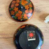 Vintage lacquered wooden bonbonnière