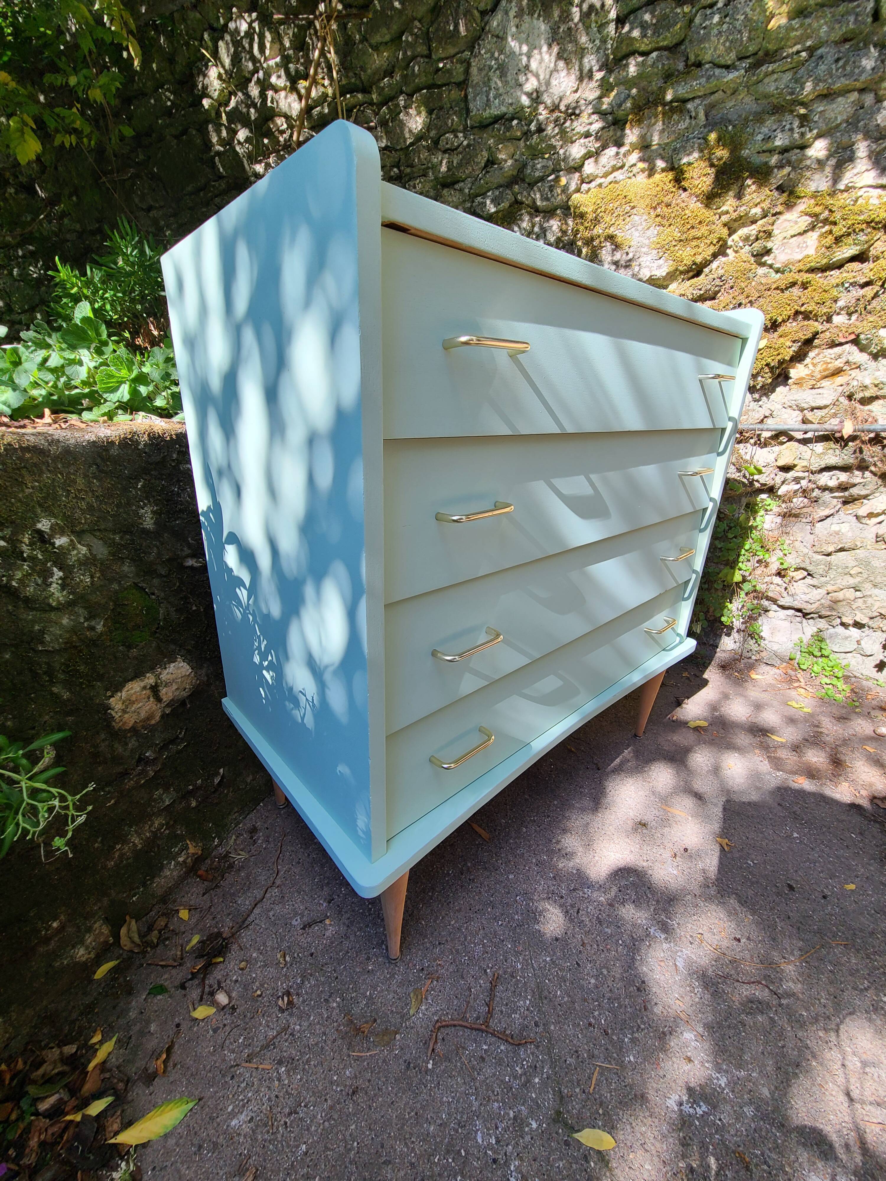 Vintage chest of drawers 50