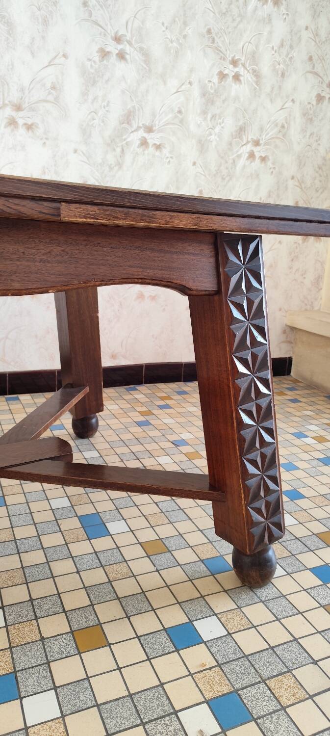 Pretty dining room table