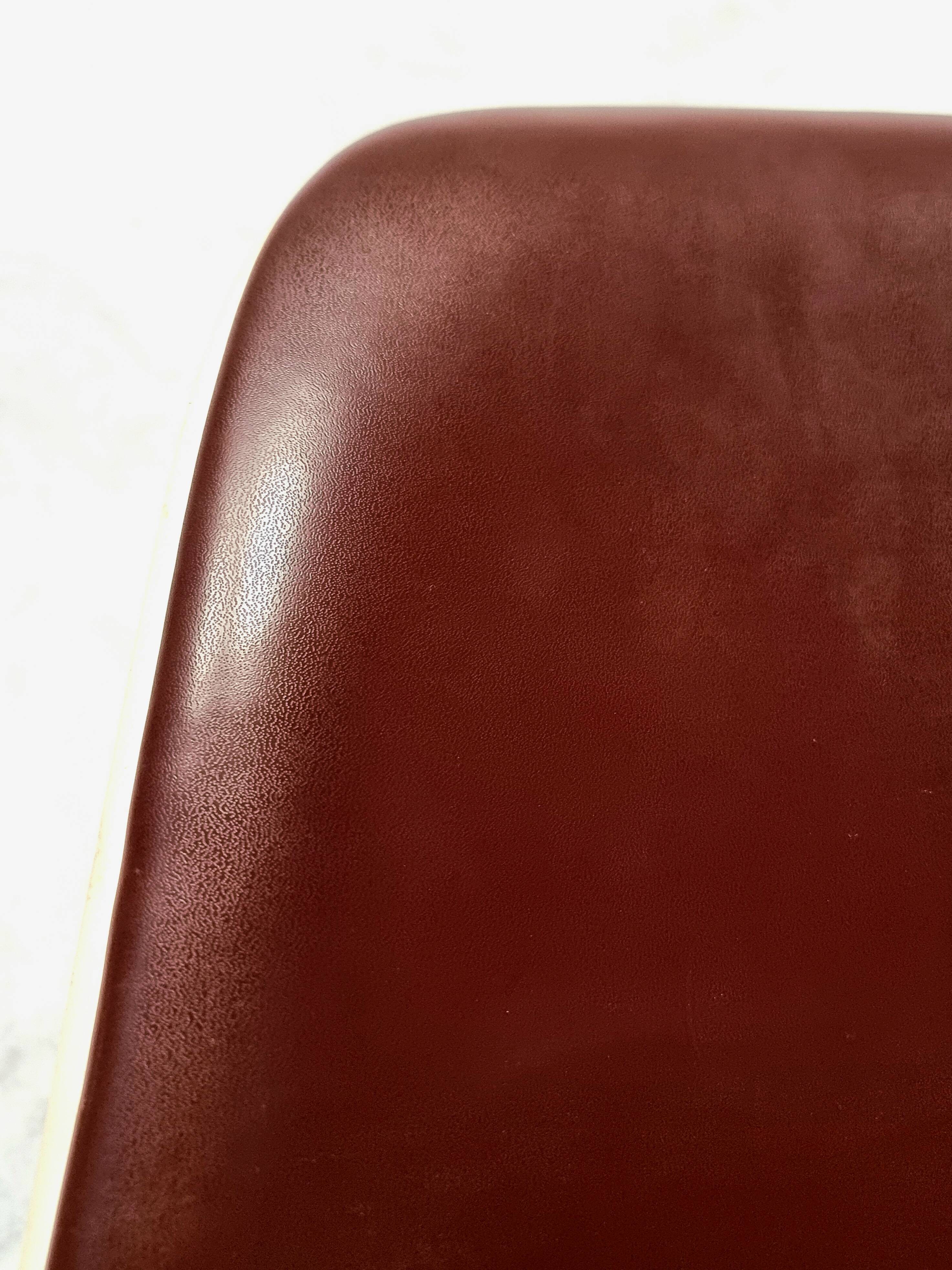 Office chair by Charles and Ray Eames for Herman Miller - Fiberglass - Ca 1960