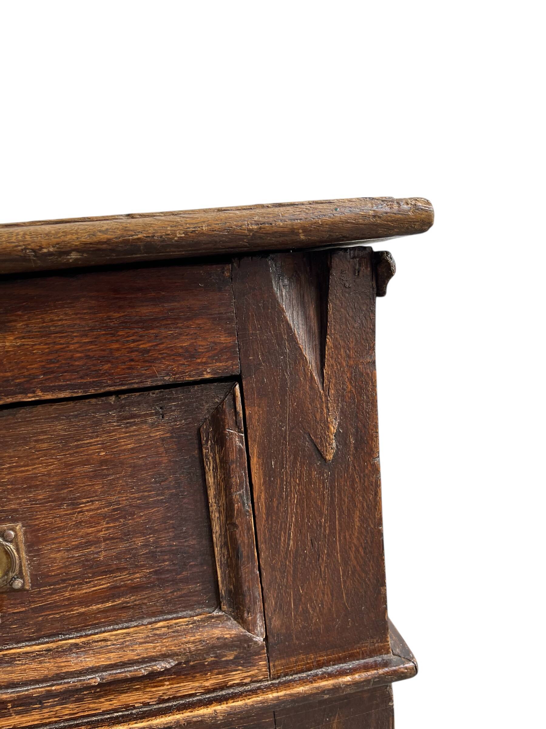 Vintage desk/Antique desk in solid oak