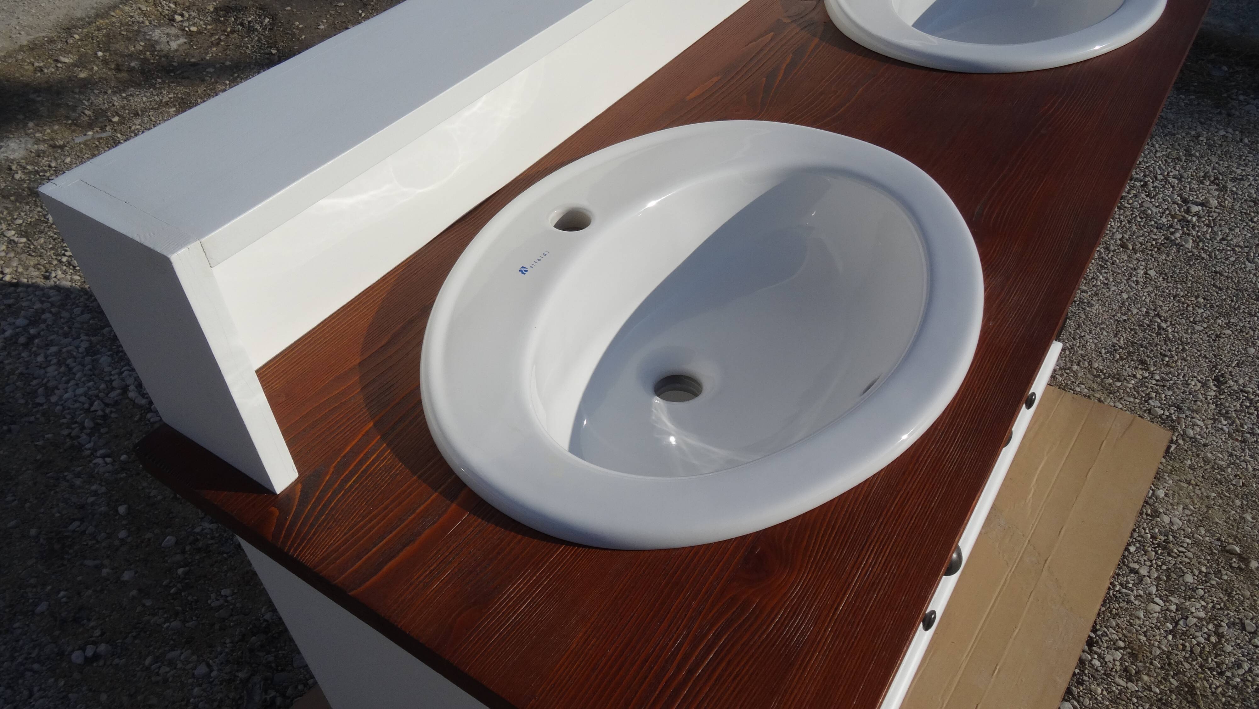 Furniture 2 basins