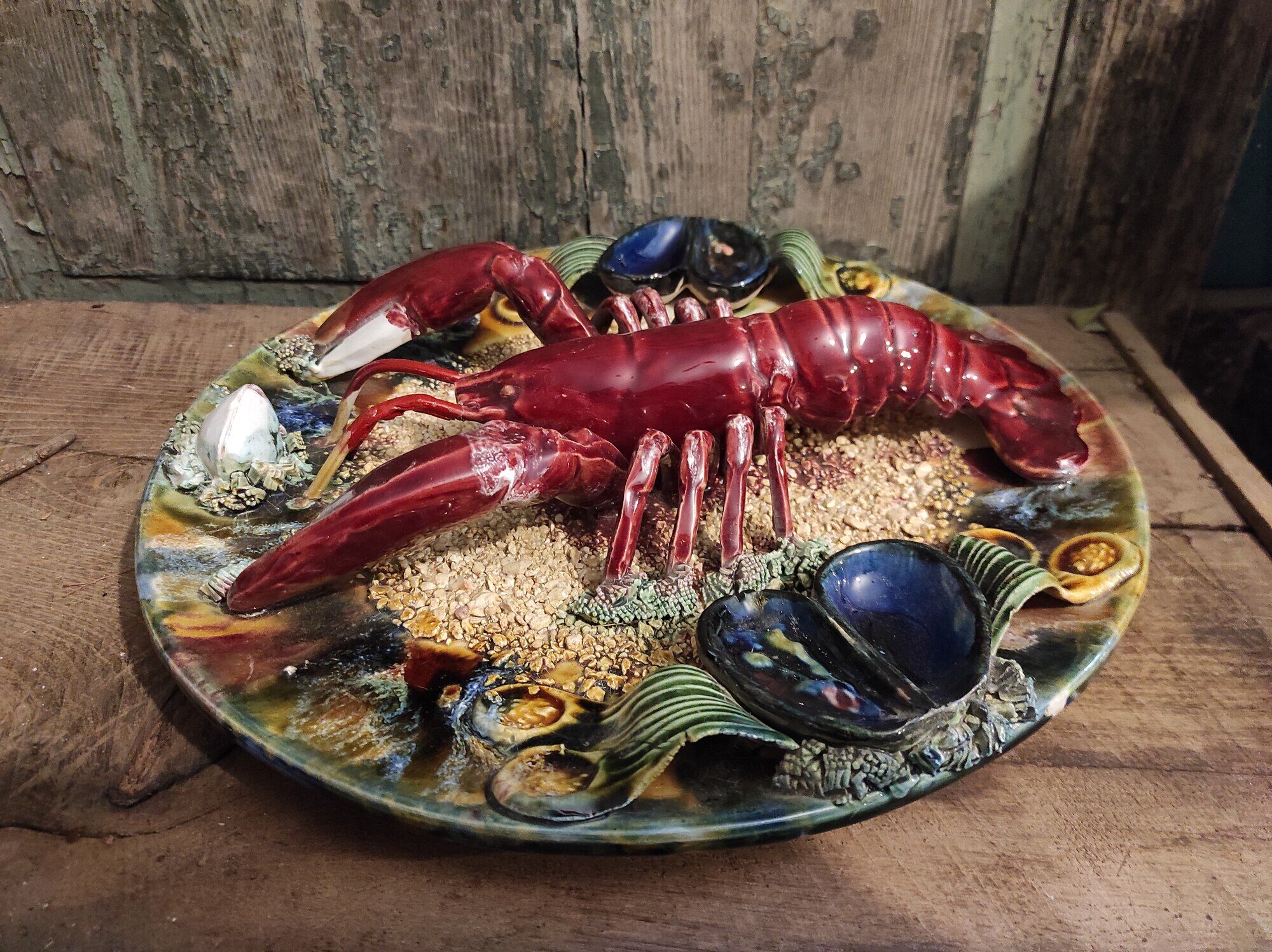 Portuguese Palissy plate depicting a lobster, 19th century