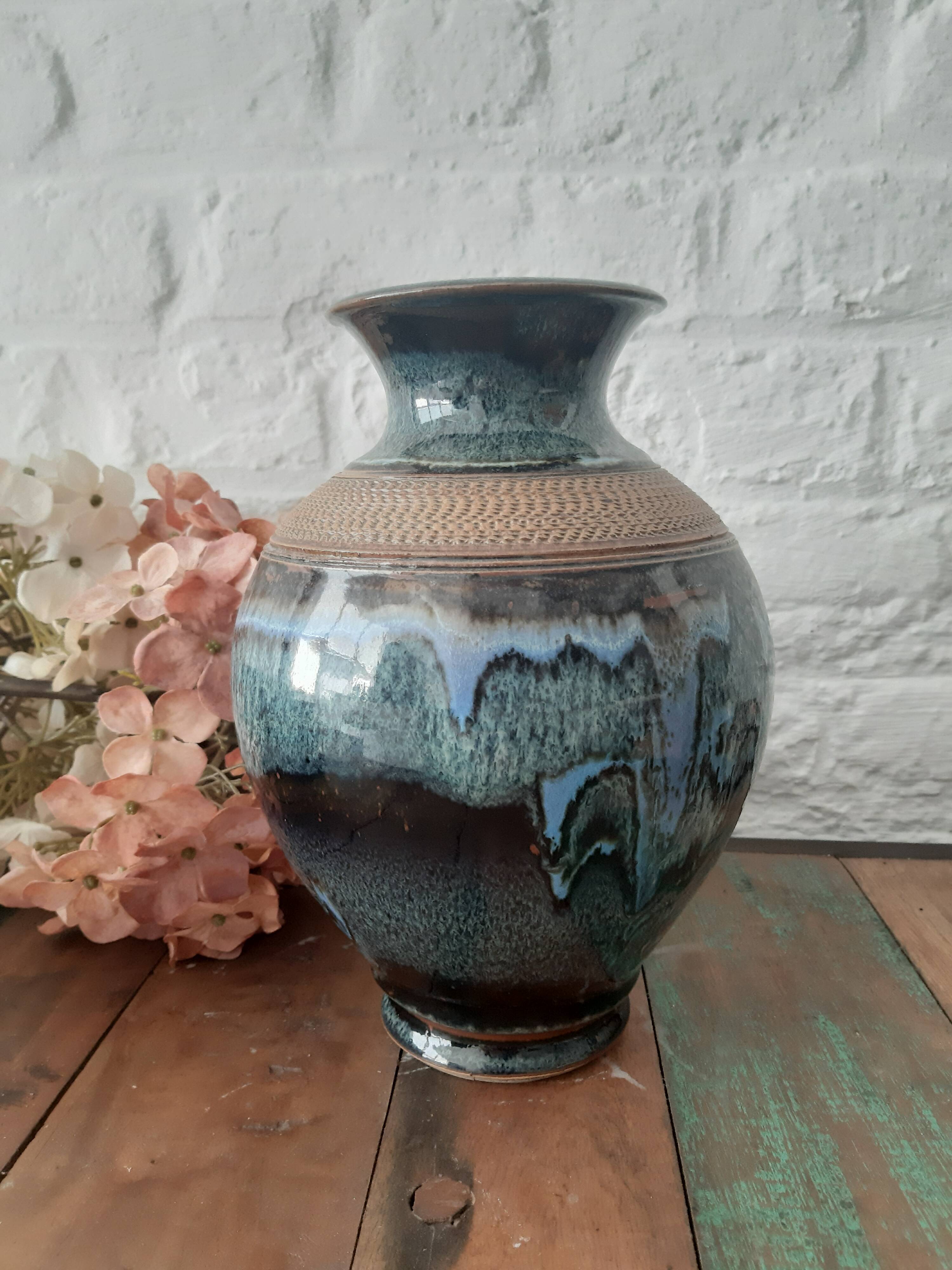 Blue sandstone vase