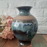 Blue sandstone vase