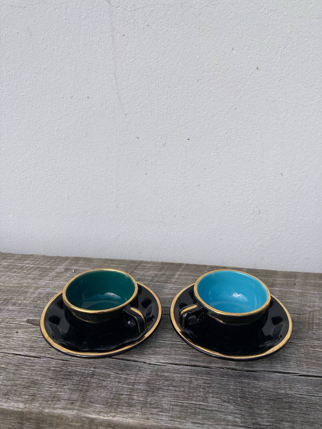 Black art deco bistro coffee cups
