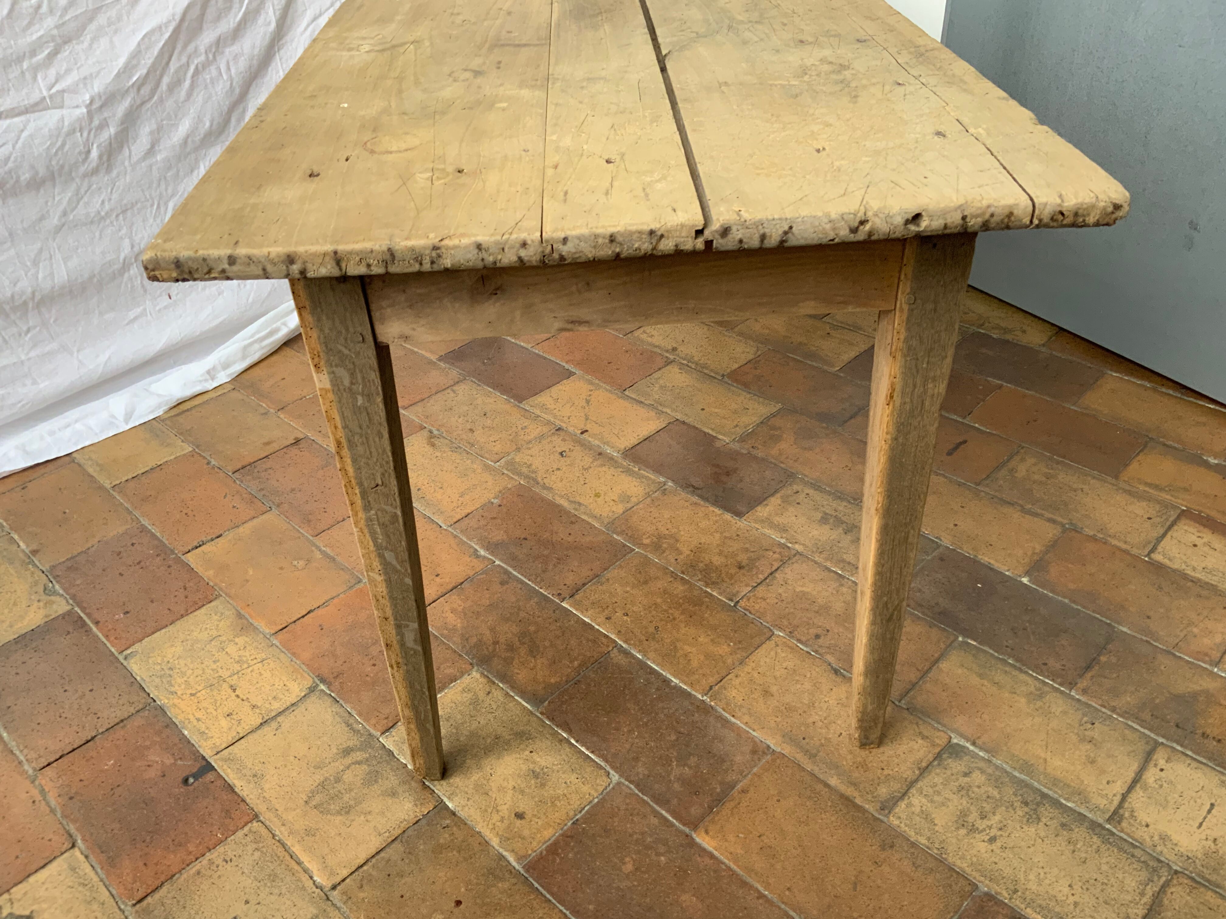 Farmhouse table