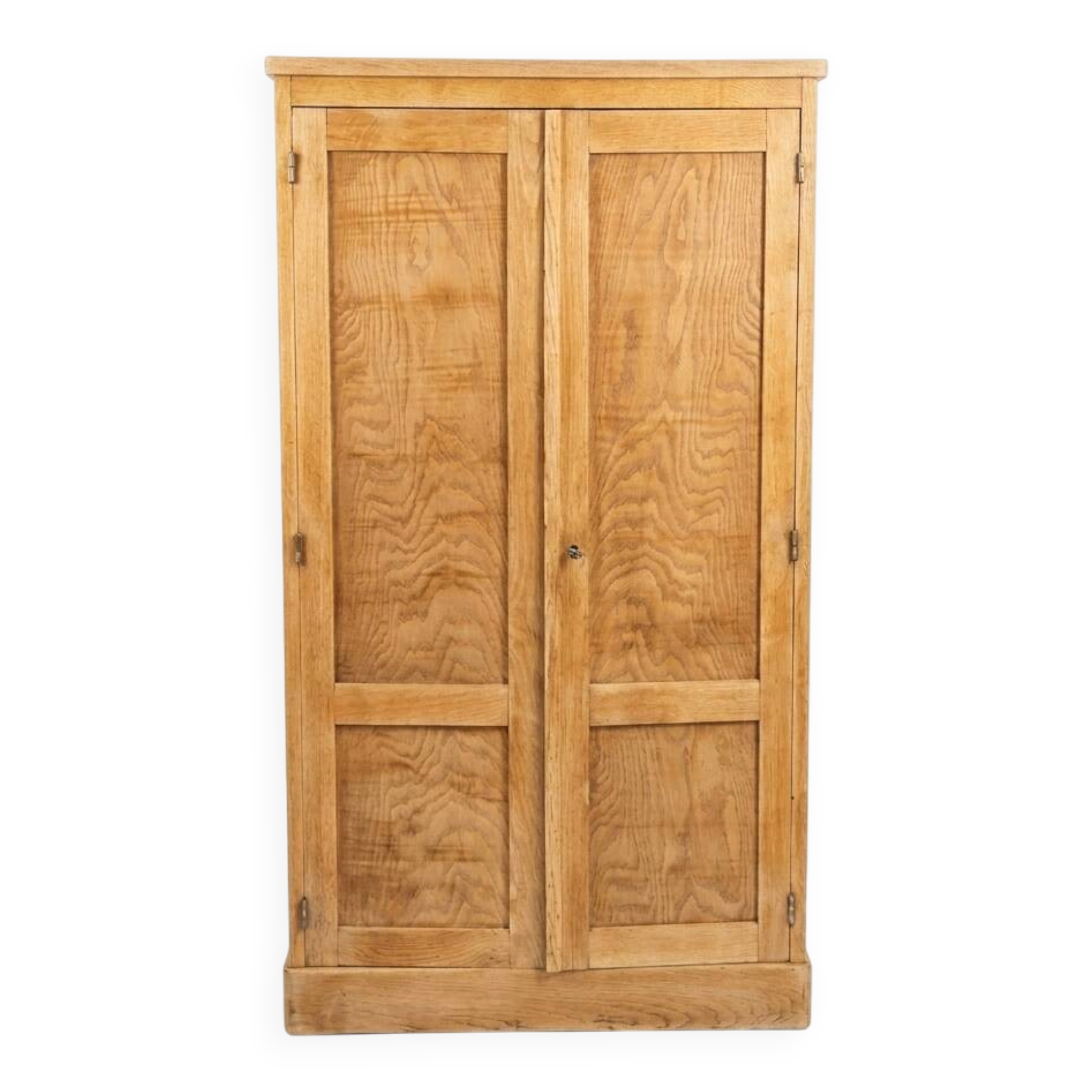 oak wardrobe