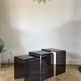Ensemble de 3 tables basses gigognes en plexi fumé / violet années 70