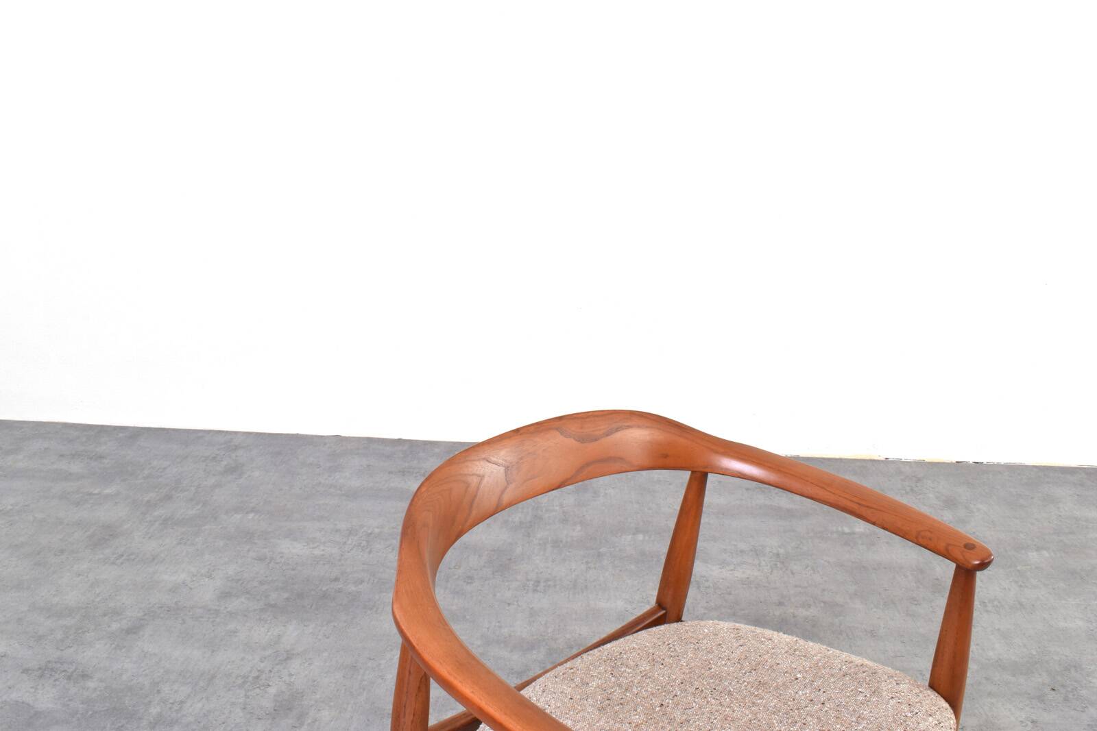Danish armchair from the mid-century by Illum Wikkelsø for Niels Eilersen, 1960s.