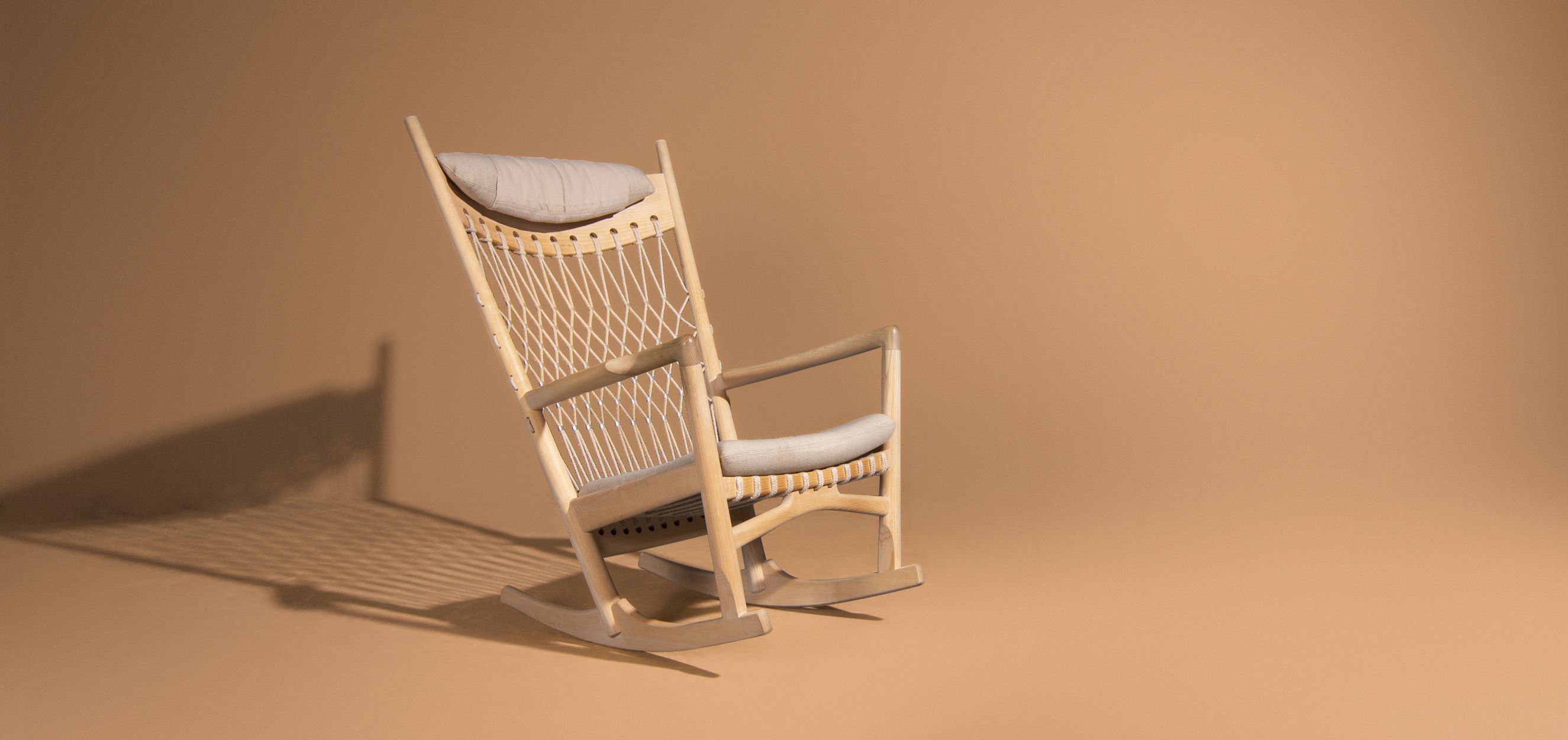 Rocking-chair Hans J. Wegner PP124 | Selency