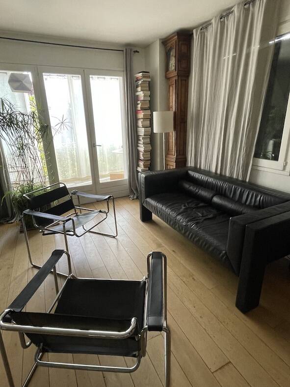 Salon design Canapé cuir italien et fauteuils inspiration Wassily
