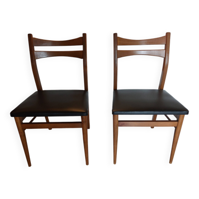 2 chaises scandinaves