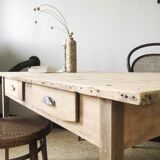 Table à manger ancienne