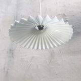White pleated opaline hanging lamp