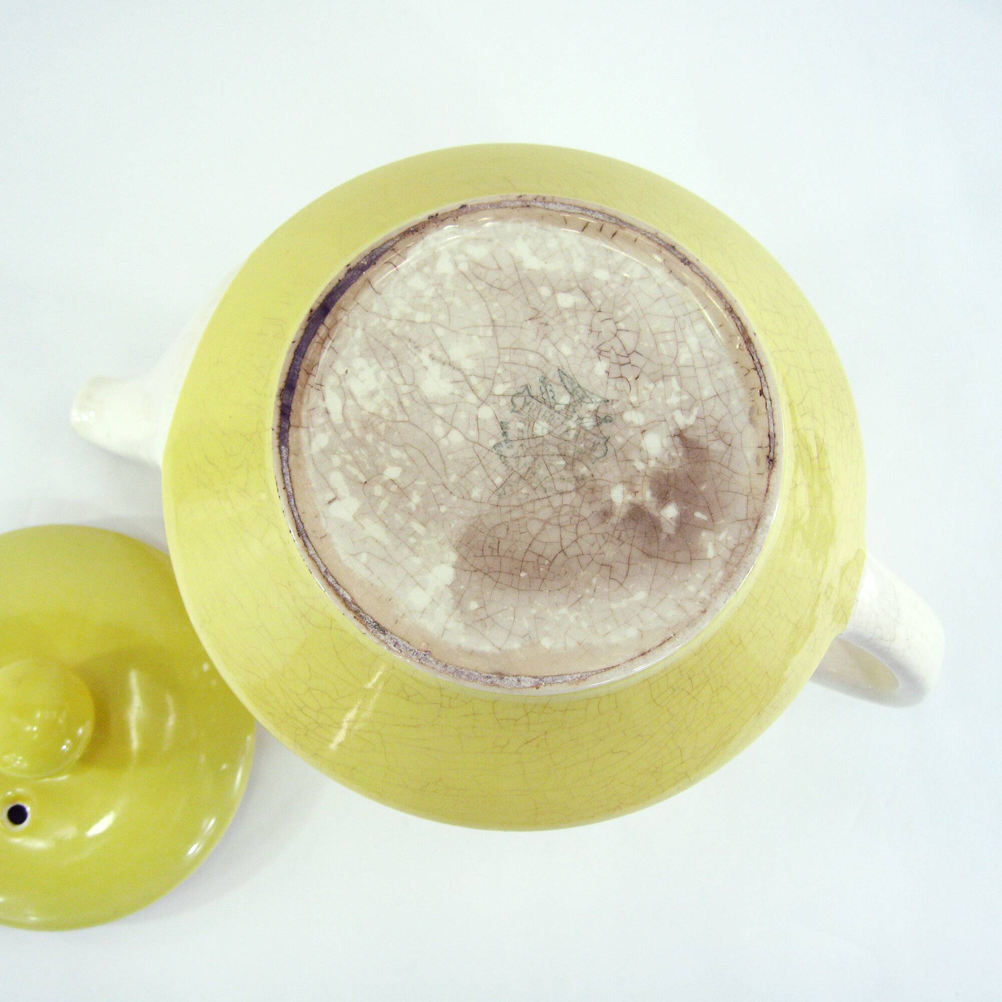 Yellow ceramic teapot - Villeroy & Boch France - vintage 1940s